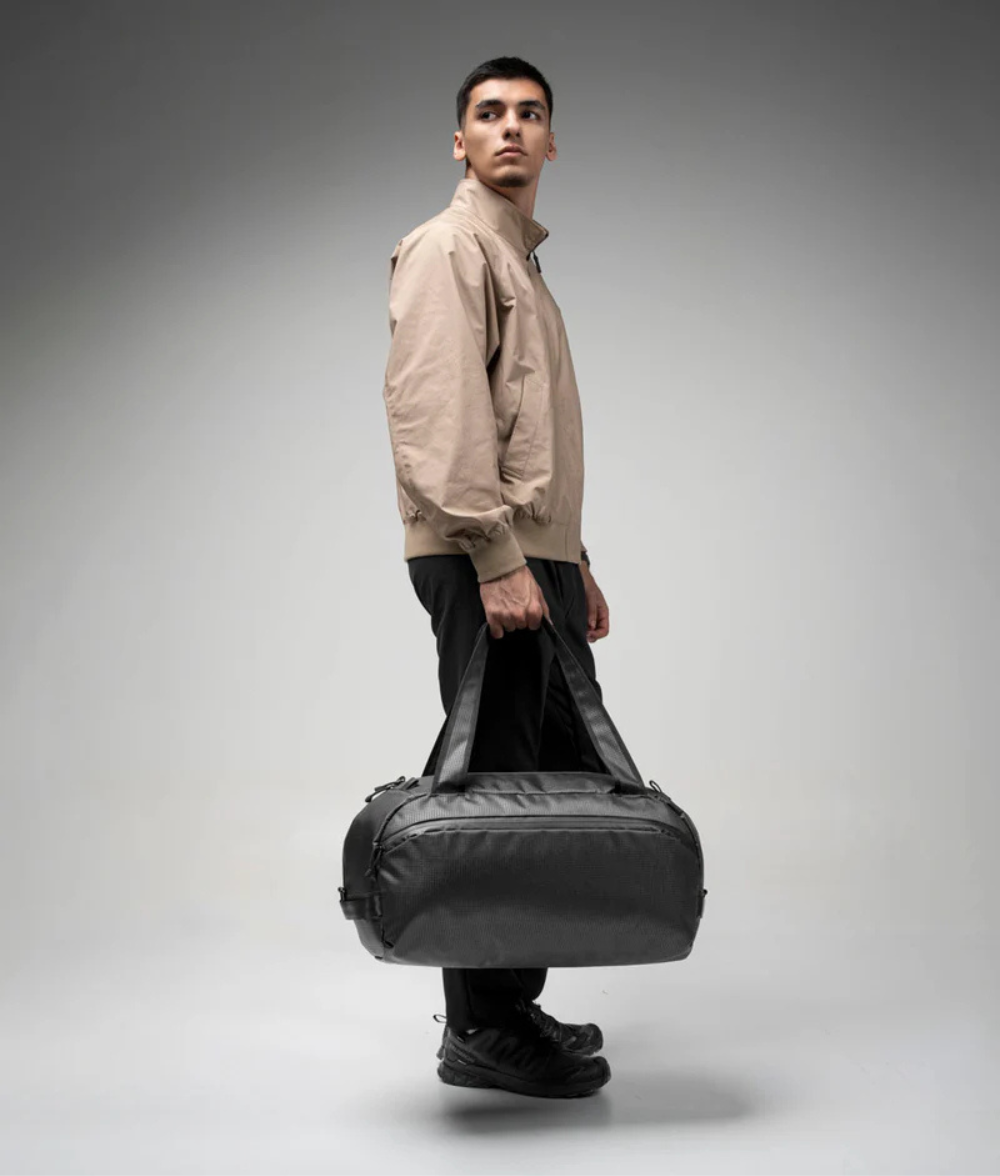 Alpaka Momentum Duffel 35L超輕旅行袋