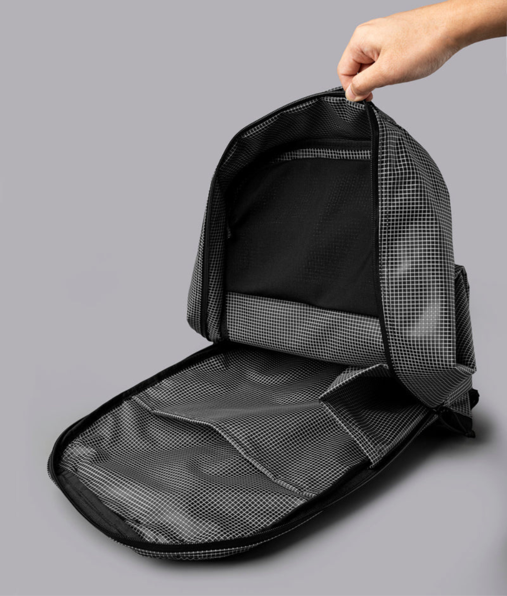 Alpaka Momentum Backpack 超輕通勤背包 22L