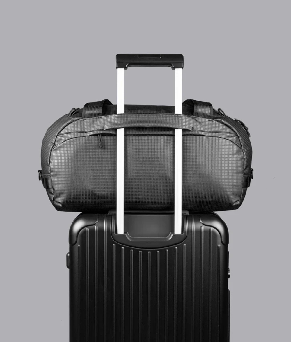 Alpaka Momentum Duffel 35L超輕旅行袋
