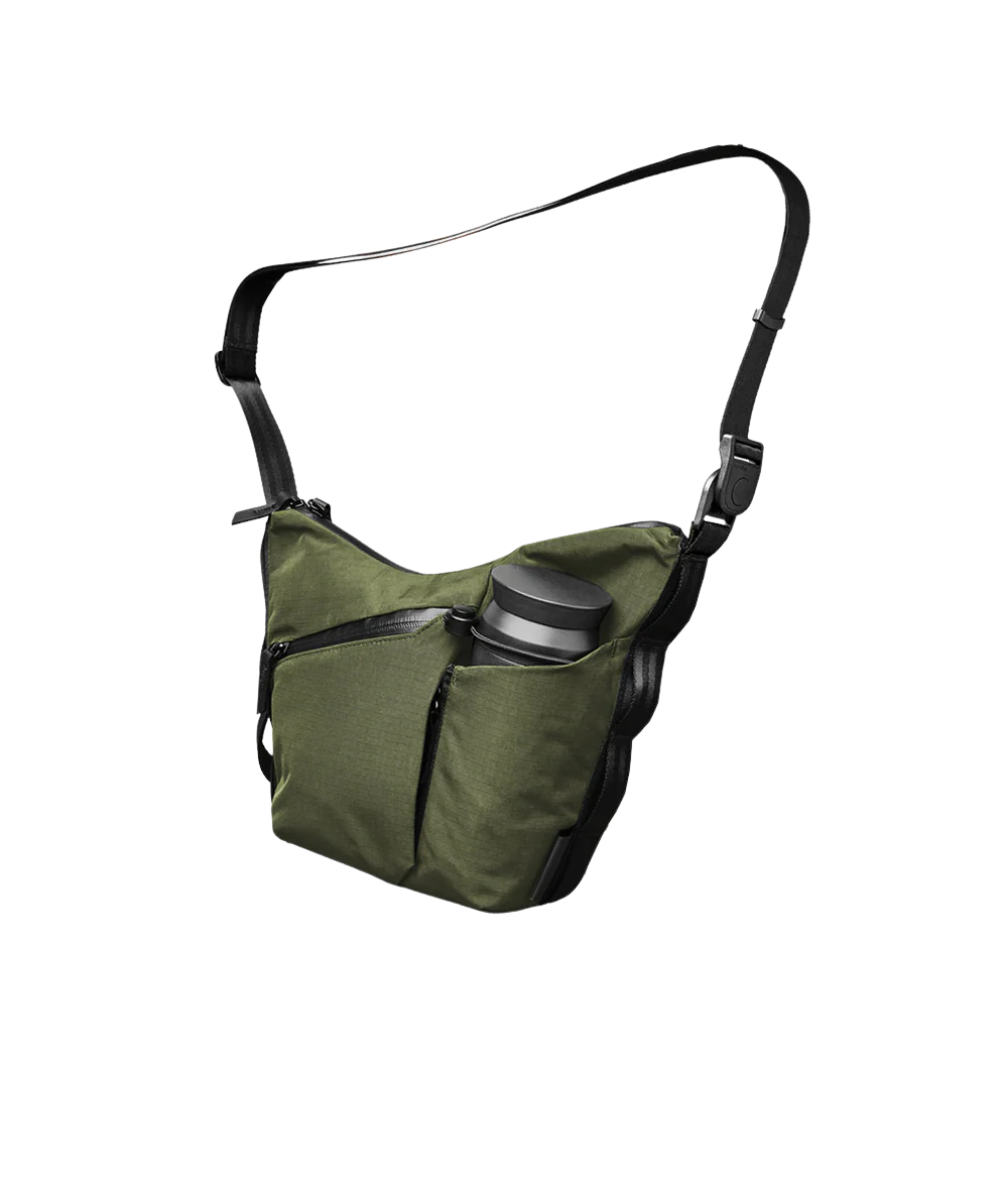 Alpaka Flow Satchel 側肩包