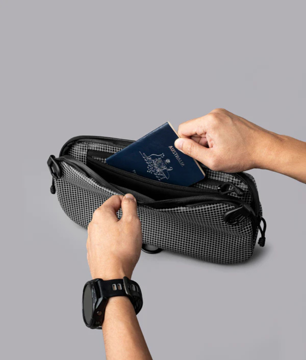 Alpaka Momentum Sling 超輕側肩包 2L