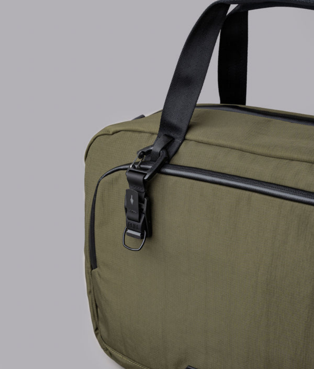 Alpaka Bravo Brief 商務手提包
可與hub配件相容(需另購)