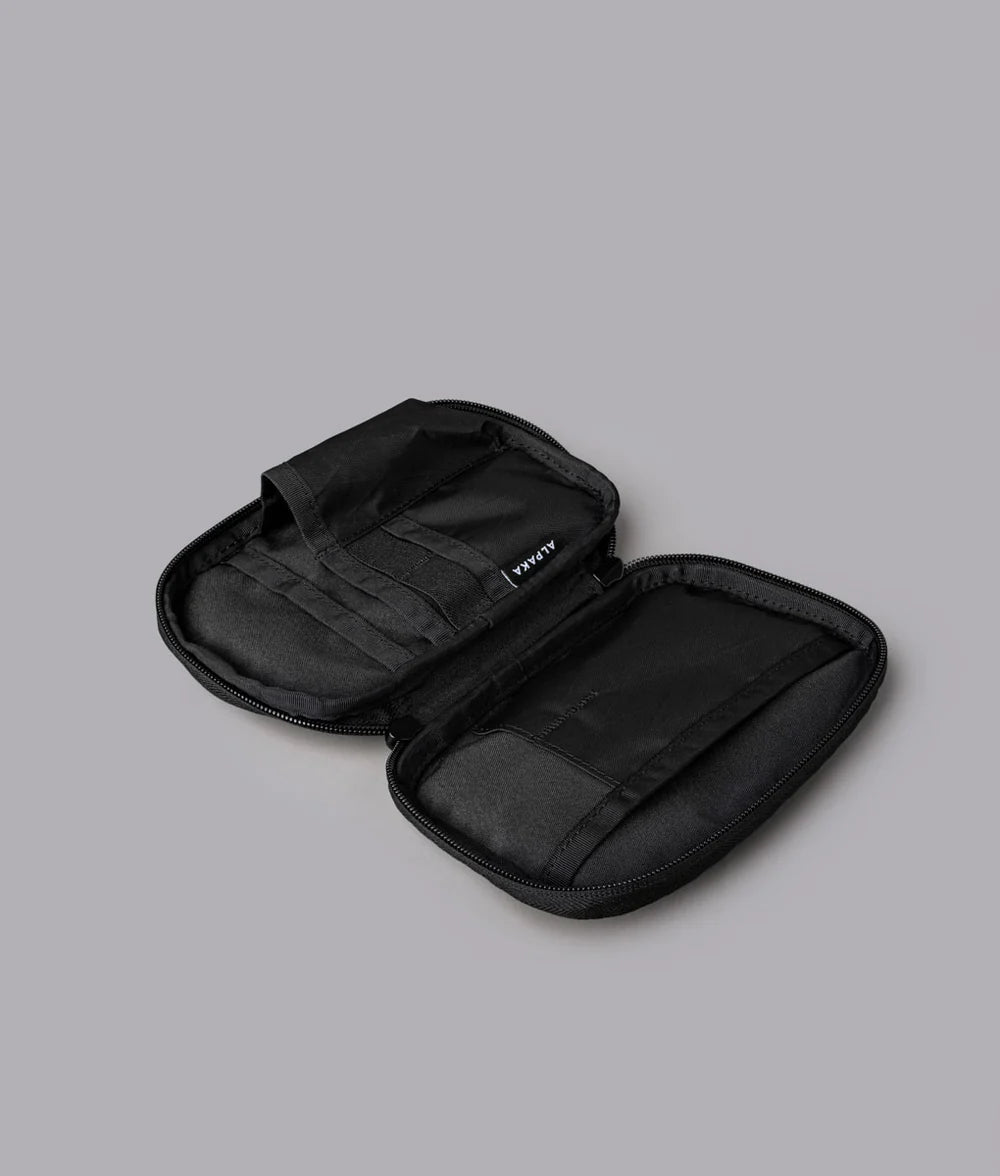 7 個內部口袋，可放置 EDC 工具