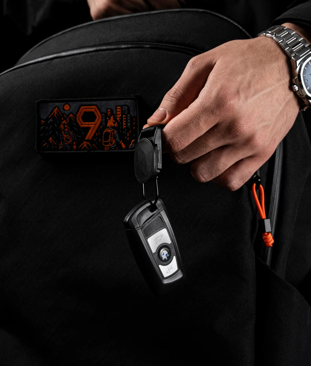 Bravo Backpack 多功能防潑水背包｜限量9周年紀念版
磁吸鑰匙扣