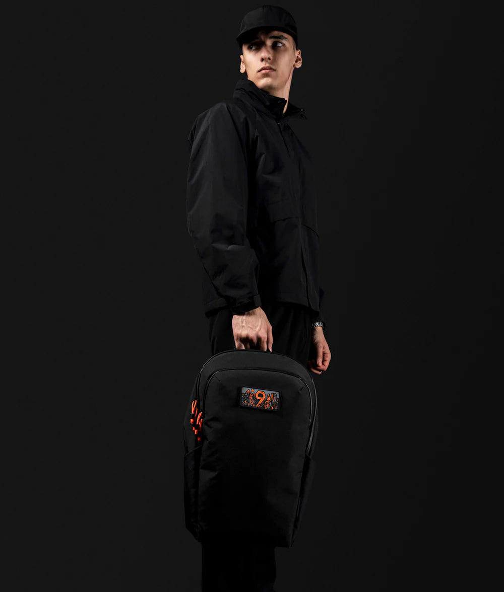 Bravo Backpack 多功能防潑水背包｜限量9周年紀念版