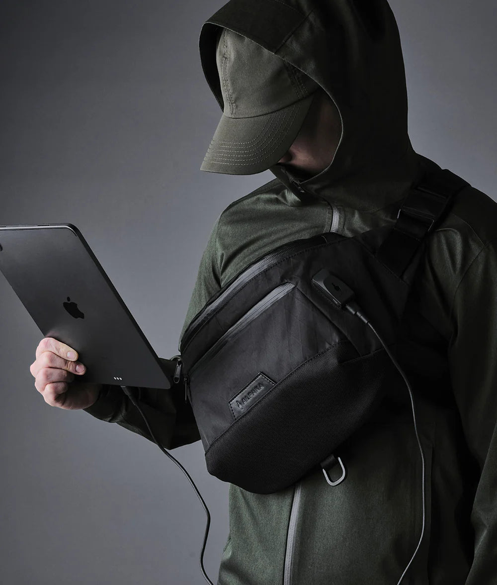 配備 USB-C 充電埠，方便隨時為電子設備充電。