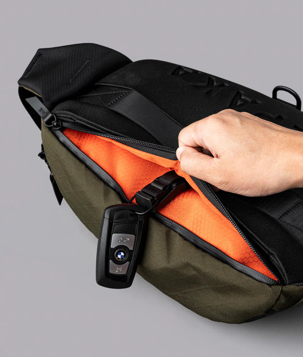 Bravo X Sling V2 側肩包