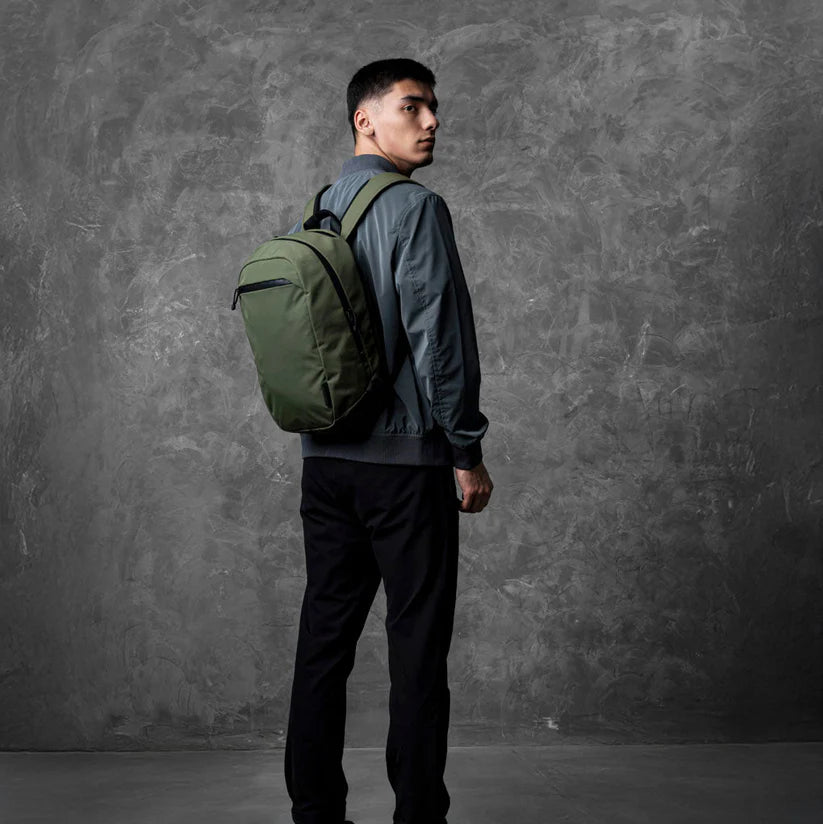 Aero Pack 後背包 16L