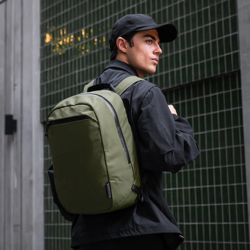 Aero Pack 後背包 16L