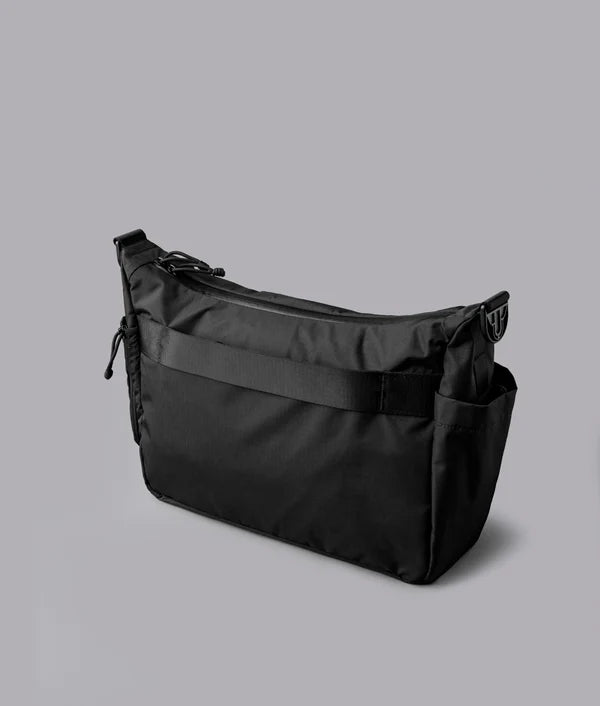 Alpaka Flight Satchel 多功能側肩包