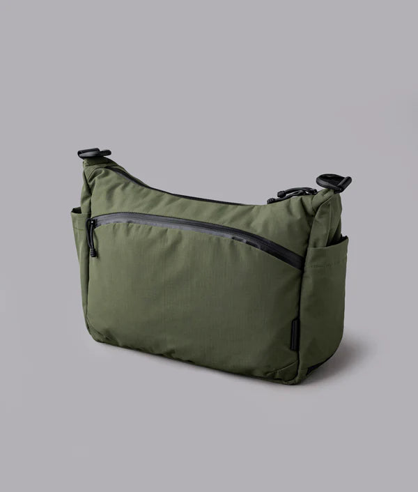 Alpaka Flight Satchel 多功能側肩包