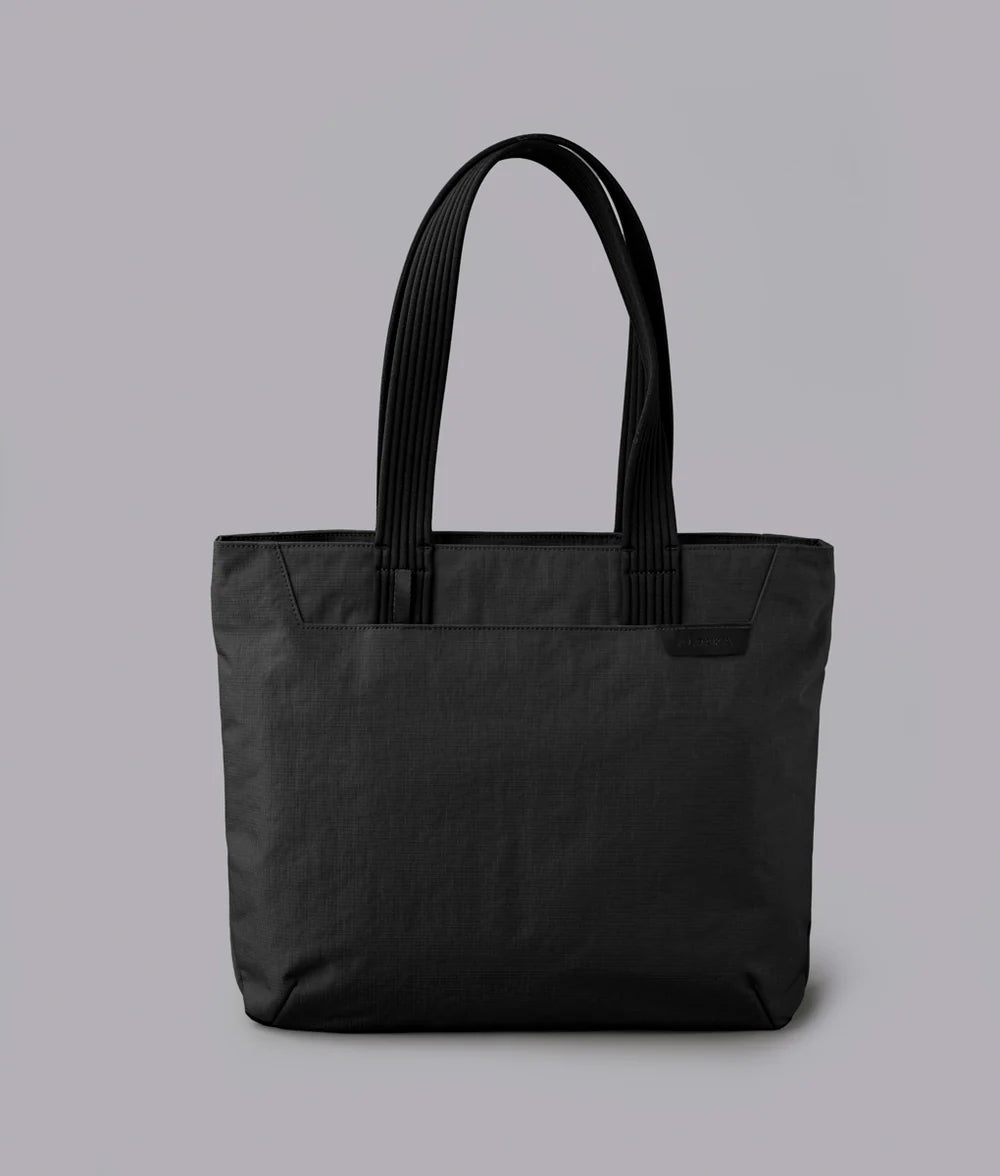 Alpaka Flight Tote (M) 托特包