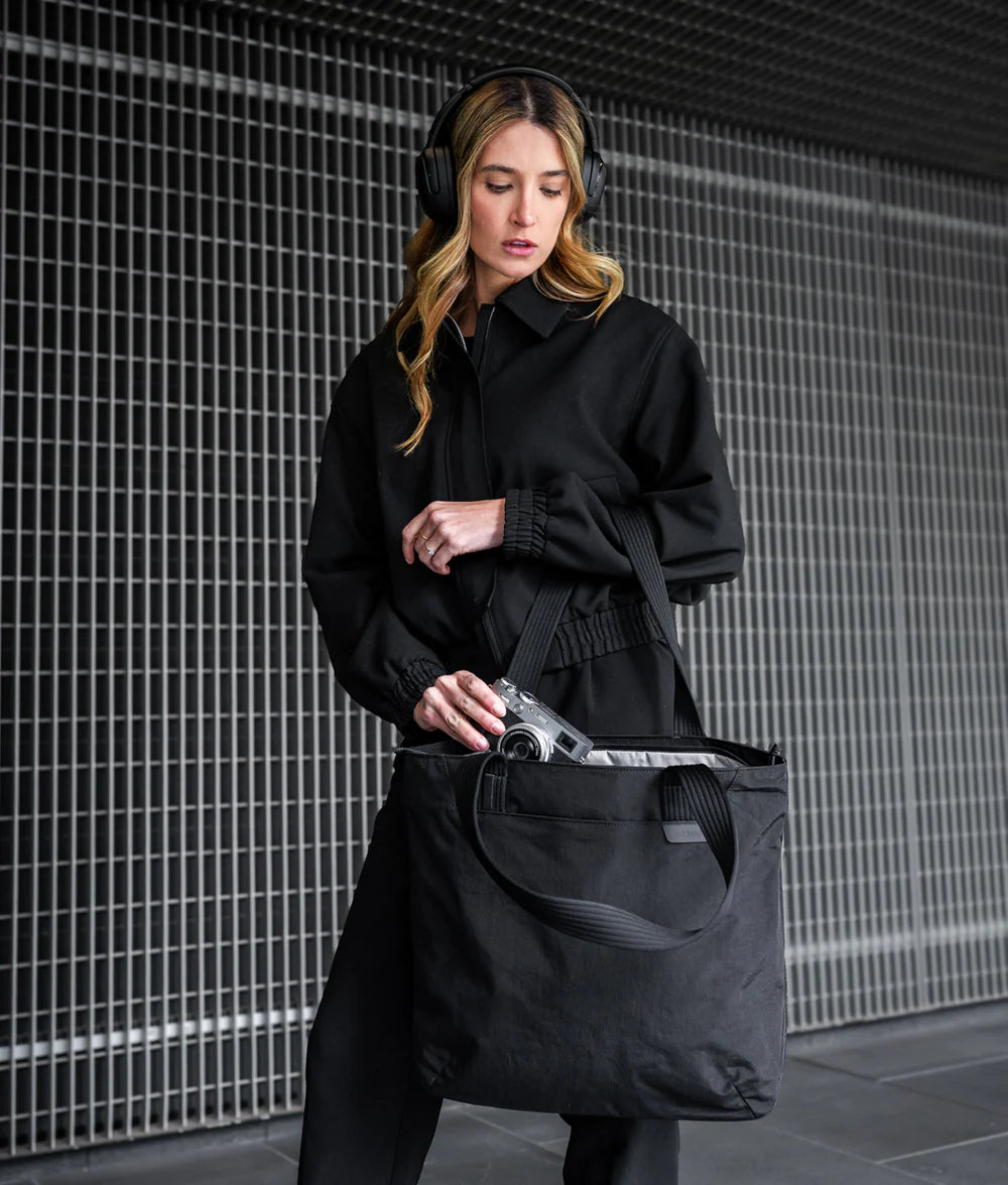 Alpaka Flight Tote (M) 托特包