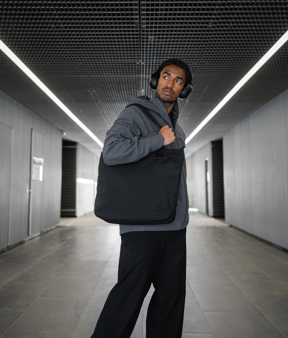 Alpaka Flight Tote (M) 托特包