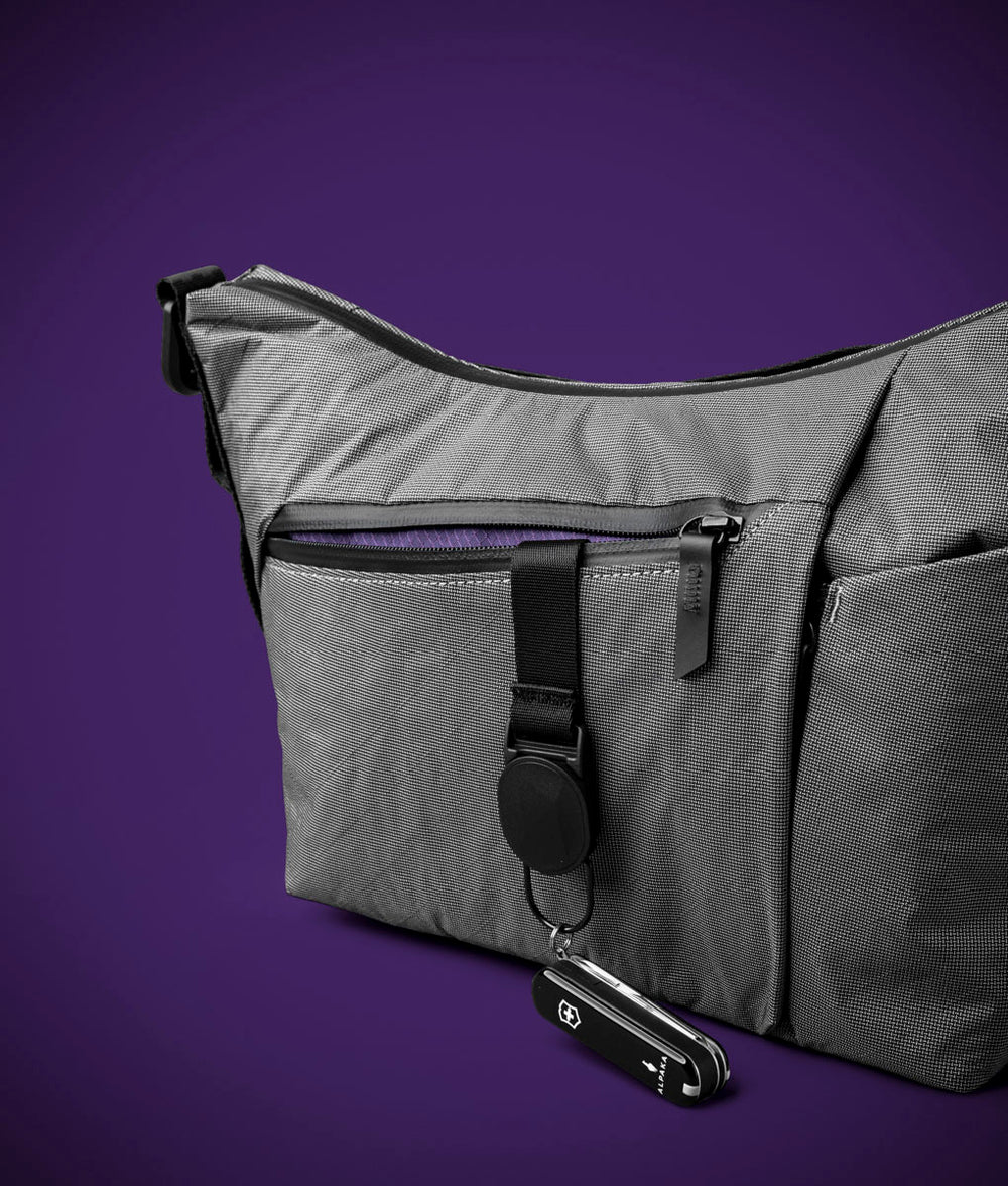 Flow Satchel Cyber Edition 限量多功能側肩包