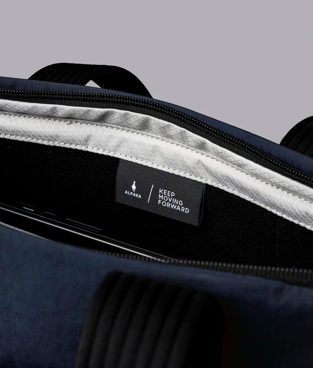 Alpaka Flow Totepack 多功能背包手提包