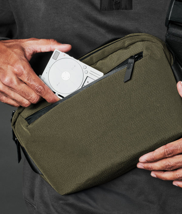 Go Sling Mini V2 側肩包｜新升級Maglockz扣