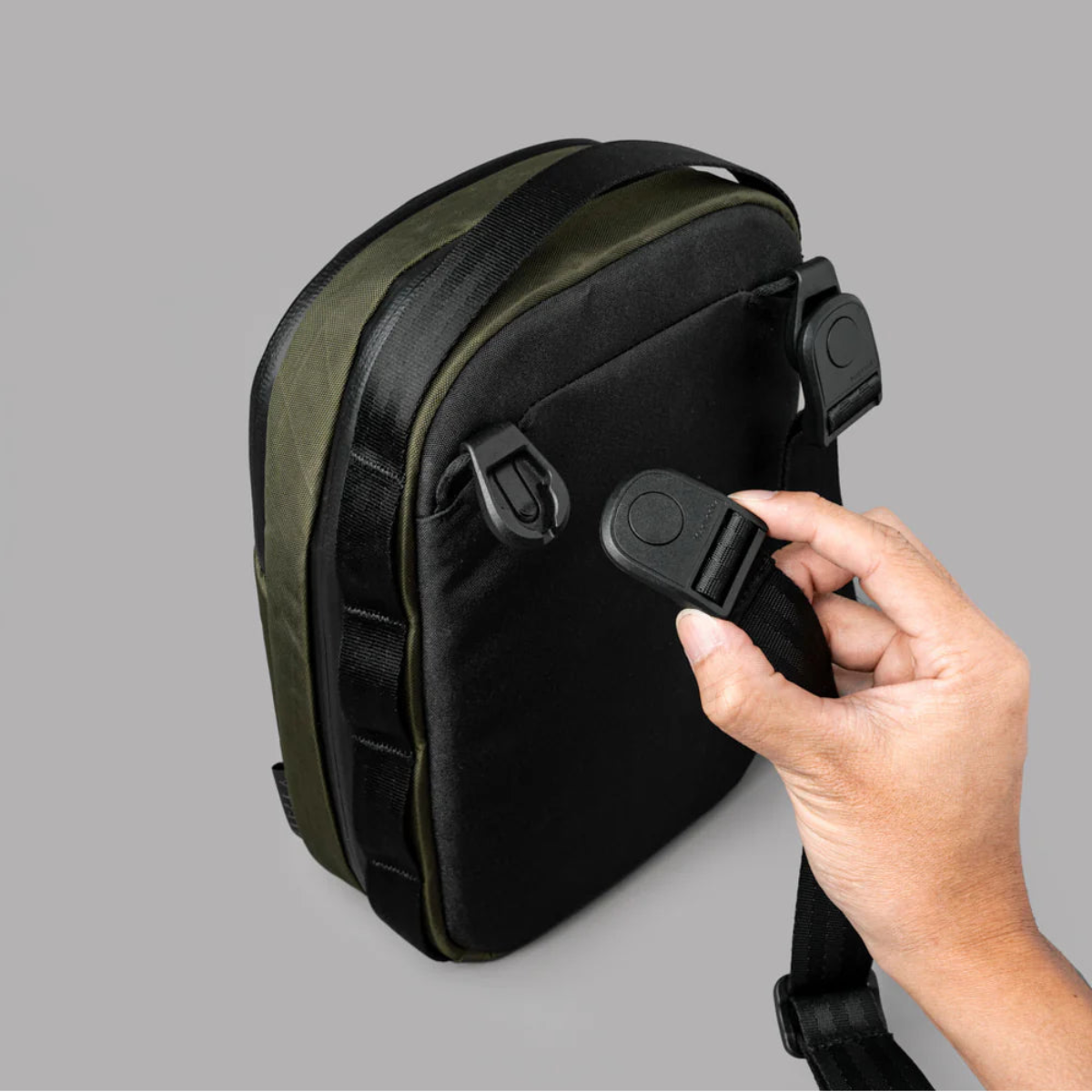 Alpaka Metro Sling Max 側背包｜輕薄防水 3L