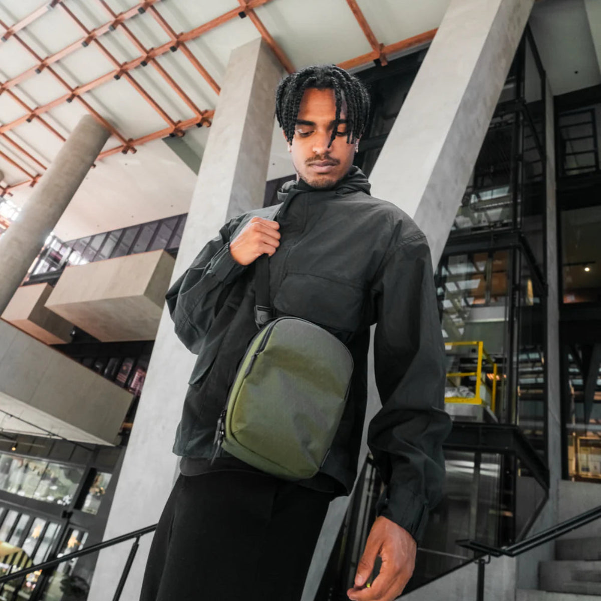 Alpaka Metro Sling Max 側背包｜輕薄防水 3L