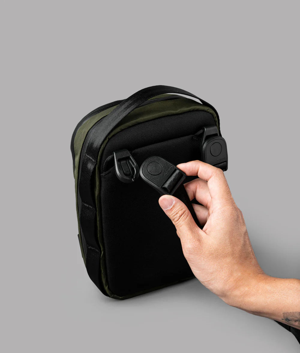 Metro Sling V2 側肩包二代 X-Pac｜輕量防水耐用