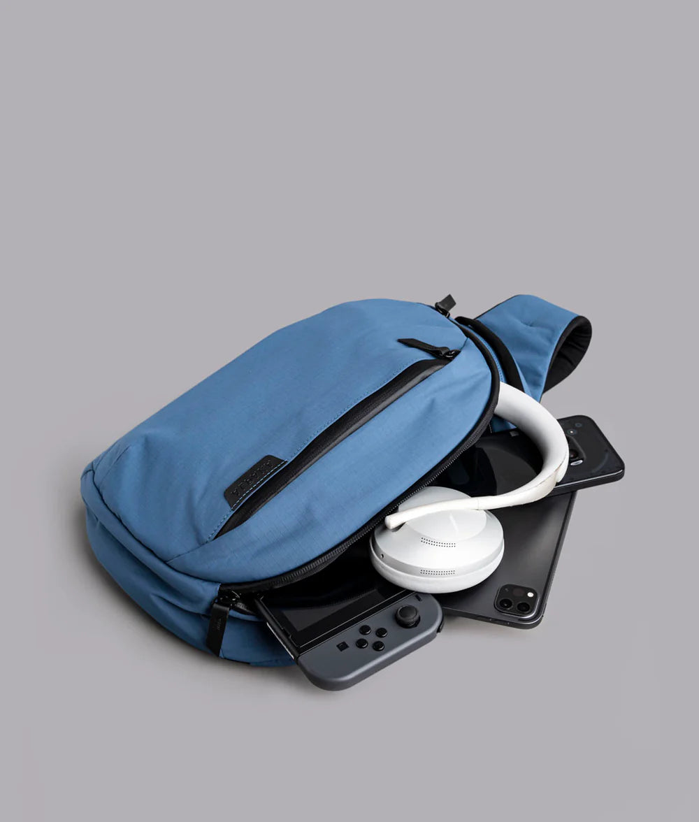 Alpaka Metro Crossbody 肩背包 7.5L