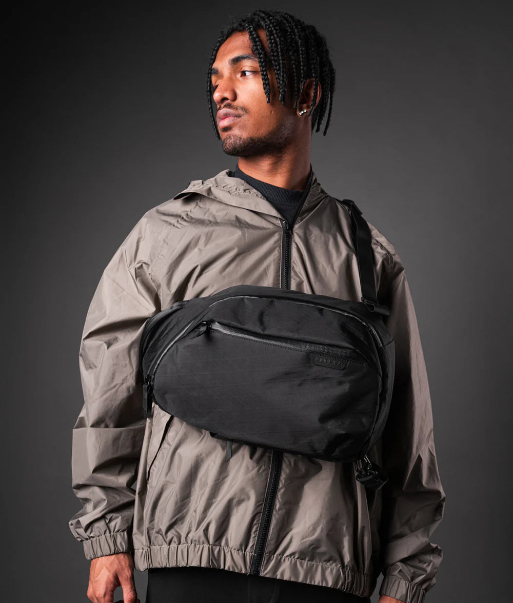 背板透氣減壓，全天舒適背負