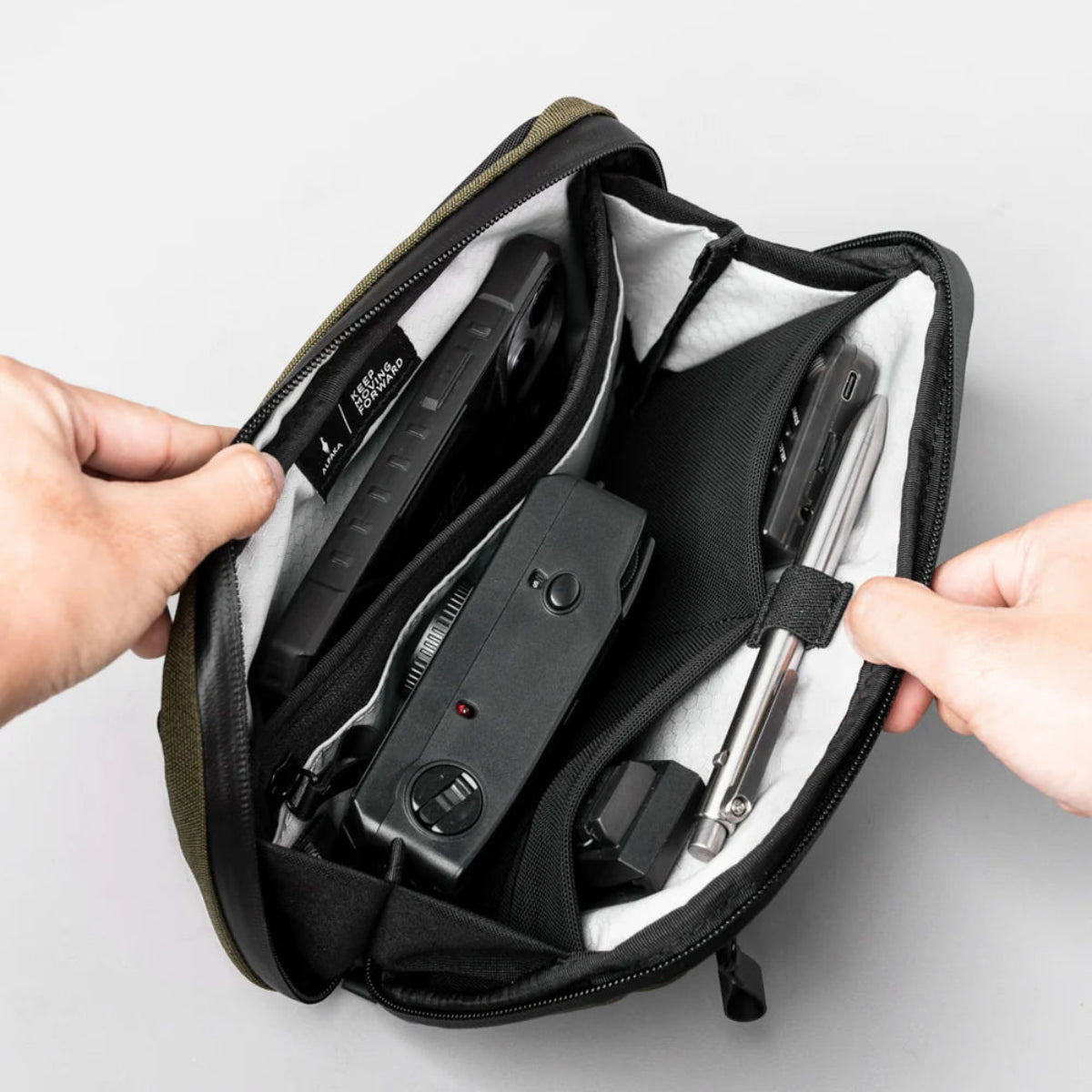 Alpaka Elements Tech Case Mini 收納包｜迷你防水款