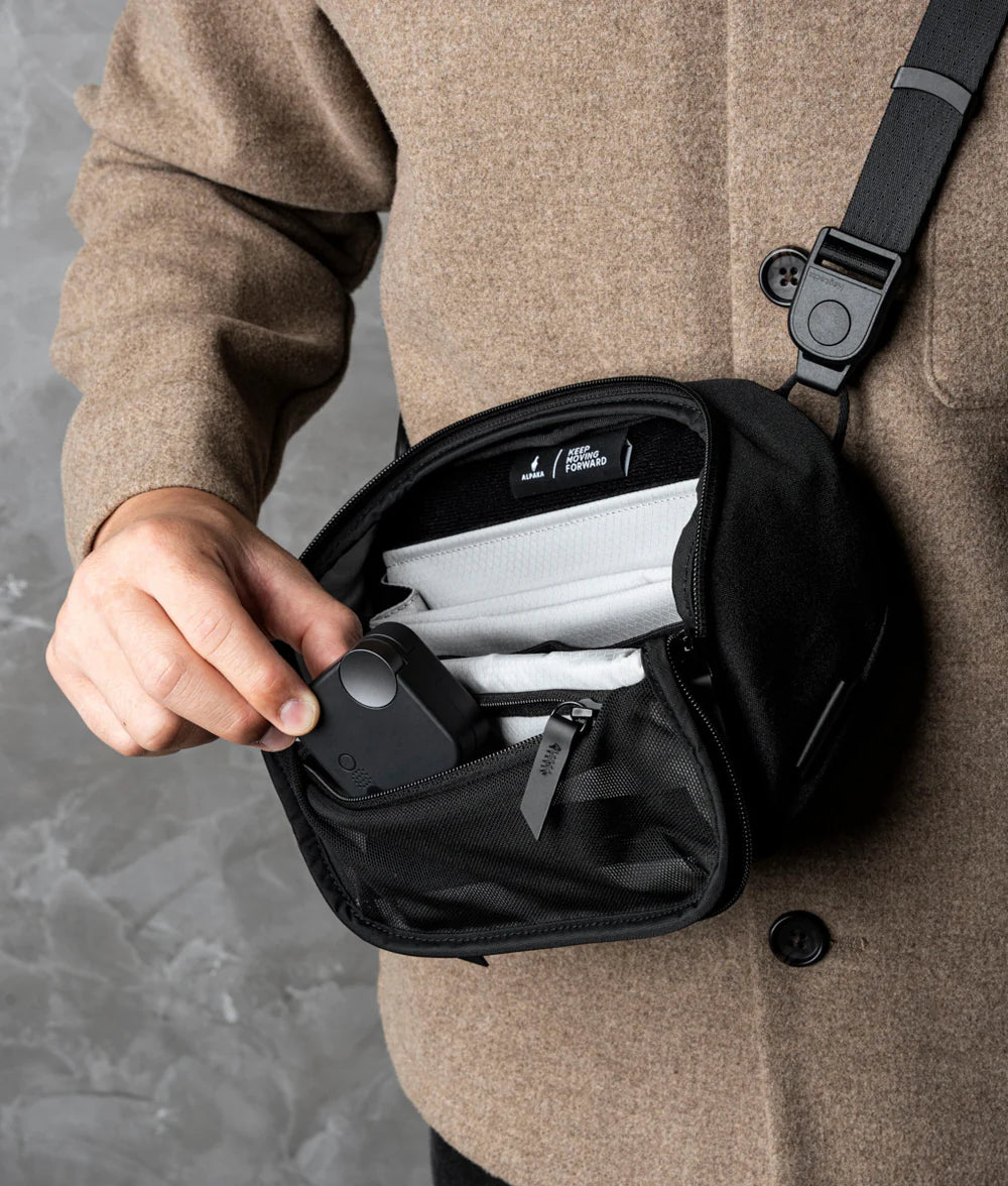 彈性內部隔層與滑袋