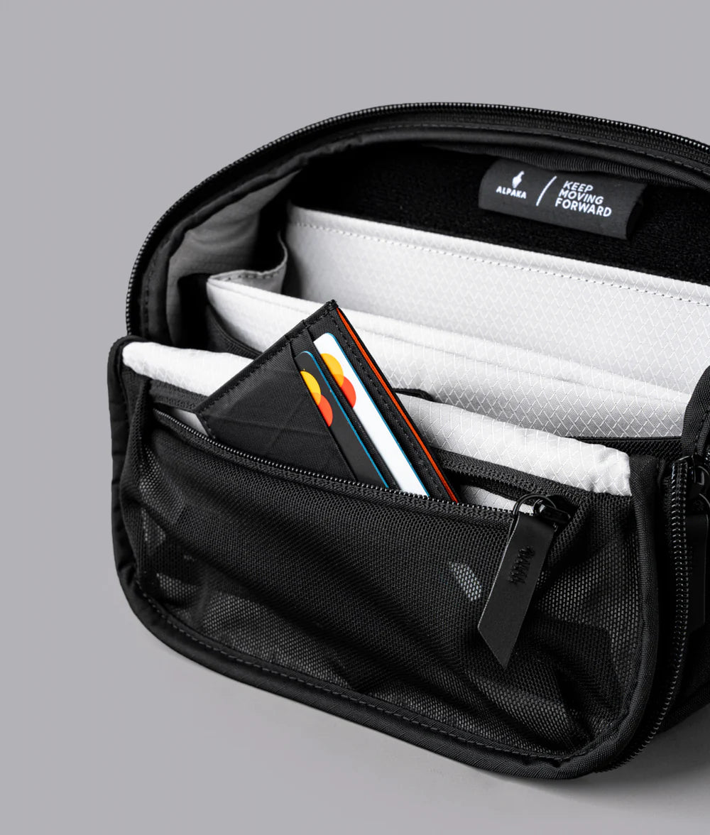 彈性內部隔層與滑袋