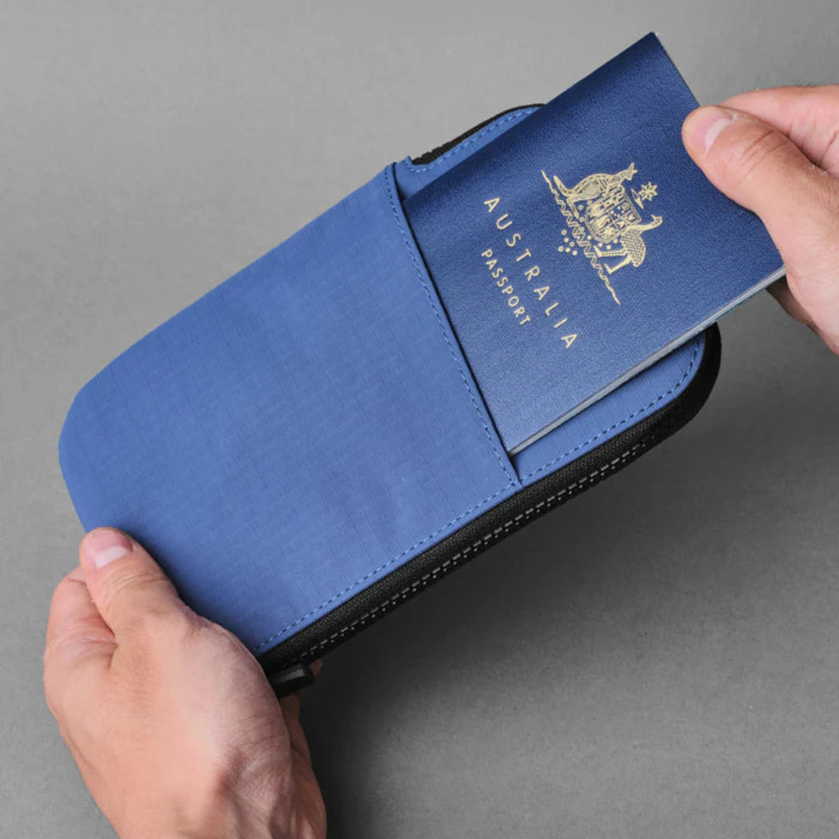 簡約設計，適合旅行與日常使用