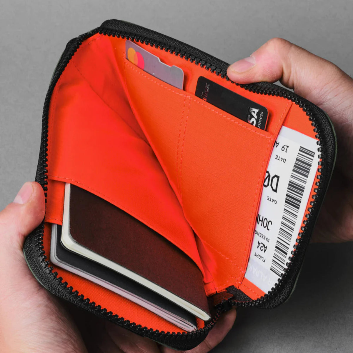 防潑水材質 - 提供良好的防護