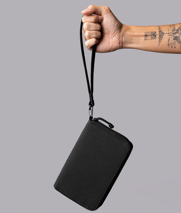 Alpaka Zip Passport Wallet 多功能護照錢包