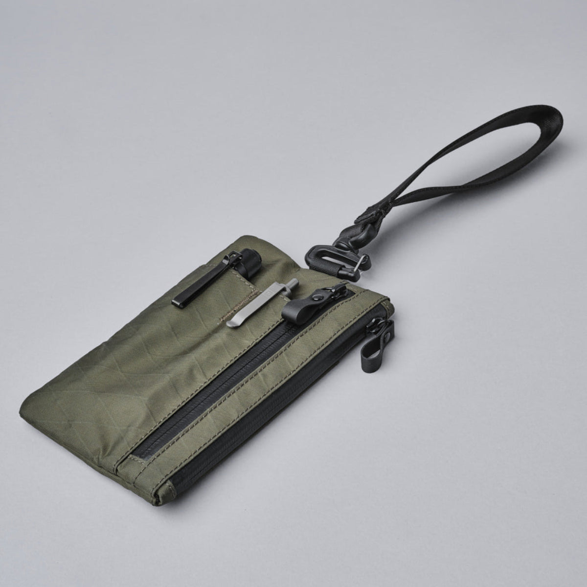 Alpaka Zip Clutch 手拿包｜防水輕巧