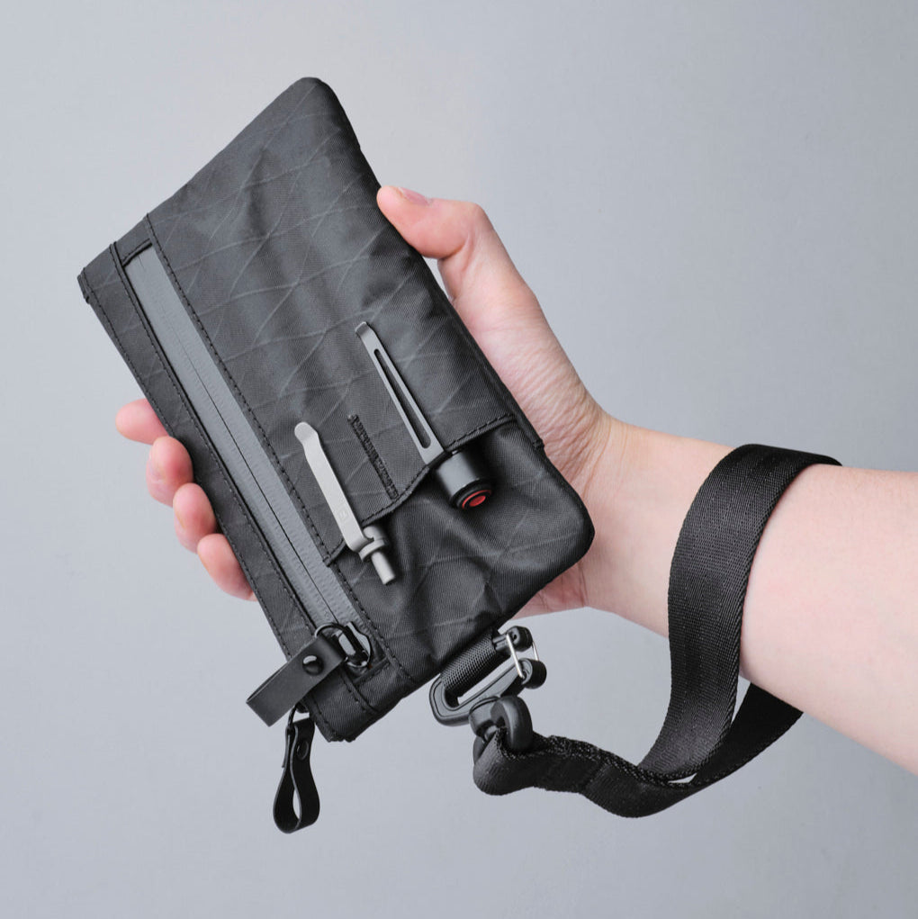 Alpaka Zip Clutch 手拿包｜防水輕巧